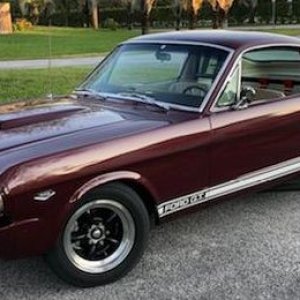 1966_Mustang_Fastback_001
