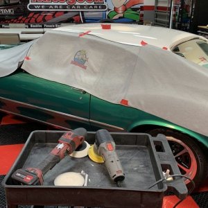 Machine Sanding Polishing Glass Windshields Mike Phillips