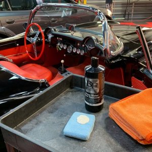 Machine Sanding Polishing Glass Windshields Mike Phillips