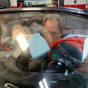 Machine Sanding Polishing Glass Windshields Mike Phillips