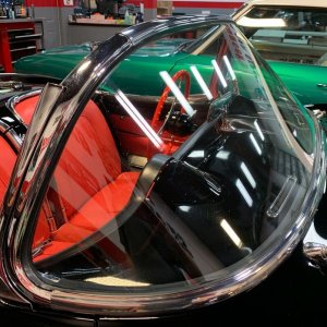 Machine Sanding Polishing Glass Windshields Mike Phillips