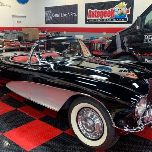 Machine Sanding Polishing Glass Windshields Mike Phillips