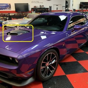 Remove water spots Matte Shaker Hood Scoop 2016 Challenger Scatpack 392 Hem