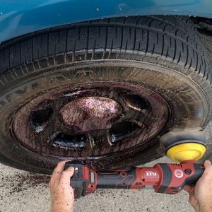 SONAX Wheel Cleaner PLUS New Formula