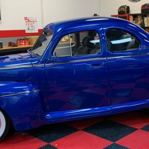Wetsanding 1947 Ford Coupe Streetrod Mike Phillips