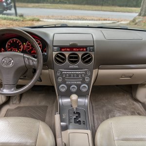 10-28-2022_Mazda_6_Dash_-1