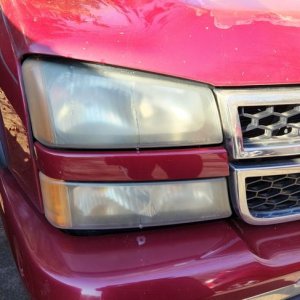 tn_Right_headlight