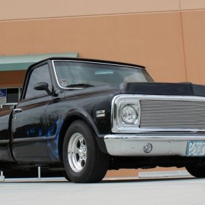 1970 Chevy Truck Show Car Garage Video