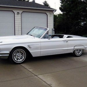 1965 Ford Thunderbird