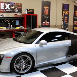 Audi R8 at Autogeek.net