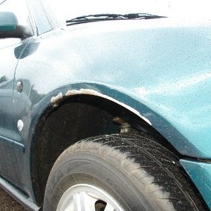 Fender lip missing paint