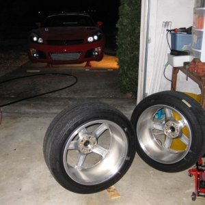 42-Wheels_and_tires_Sealed_with_UTTG