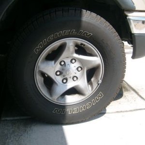 Tire_Before2