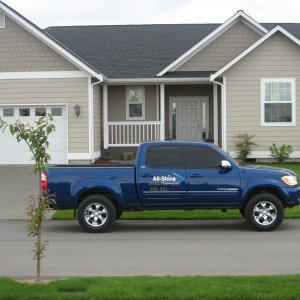 05TUNDRA_18_