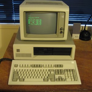 2011-04-24-ibm-xt-with-mono-monitor