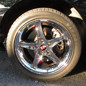 Spiney's 96 Ford SVT Cobra Wheel and Tire