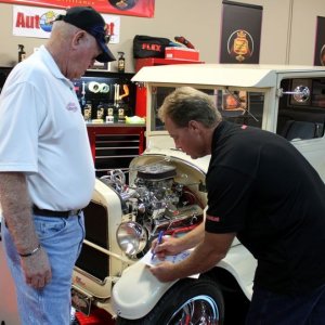 What's in the Garage TV Show with Mike Phillips at Autogeek.net