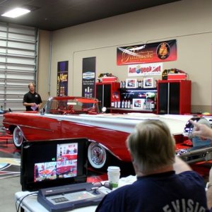 What's in the Garage TV Show with Mike Phillips at Autogeek.net