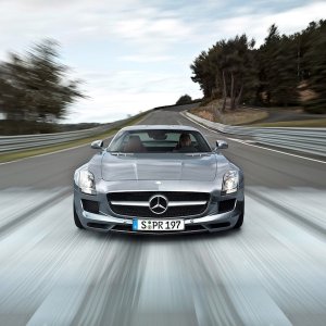 2010-Mercedes-Benz-SLS-AMG-Silver-Front-Speed-1280x960