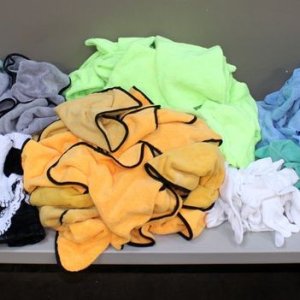 Plenty of Glass Cleaning Towels at Autogeek.net