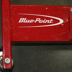 Detailing Cart Picture by Mike Phillips