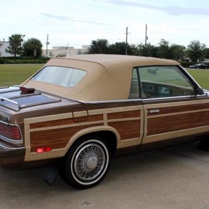 1986 Chrysler Town &amp; Country Convertible Woody