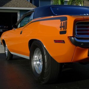 1970 Cuda Extreme Makeover with Mike Phillips at Autogeek