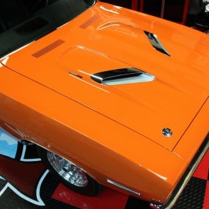 1970 Barracuda Extreme Makeover with Mike Phillips at Autogeek