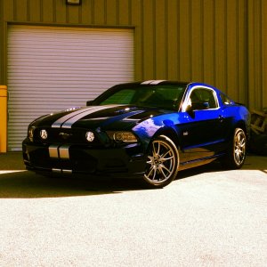 stripes_qtr_far