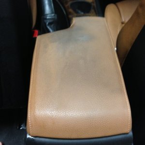 BMW_arm_rest_before
