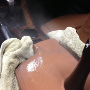 BMW_arm_rest_during