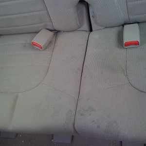 pathfinder_re7_rear_seats