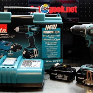 Makita 18V LXT Lithium-Ion Cordless 1/2 inch Driver Drill Kit