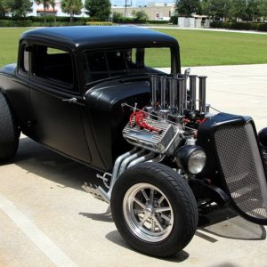 Wicked Bad Pontiac 5-Window Coupe with a Hemi Engine