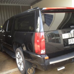 cadillac_escalade_