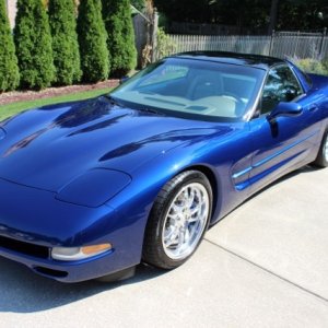 Le Mans Blue C5 Corvette Front Pinnacle SSII