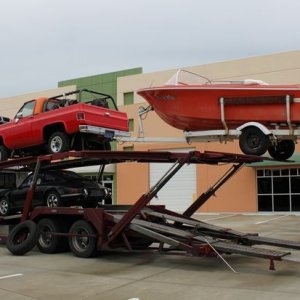 Jimmy and Starline Deville arrive into Florida