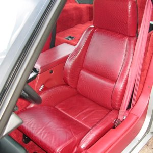85 Vette Interior Detail
