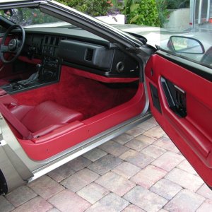85 Vette Interior Detail