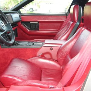 85 Vette Interior Detail