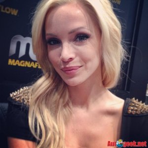 AG-SEMASHOW-0850