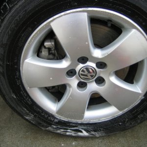Tuf Shine vs Griot's Garage Tire Rejuvenator Comparison