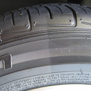 Tuf Shine vs Griot's Garage Tire Rejuvenator Comparison