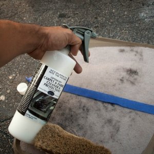 spraying_the_product640