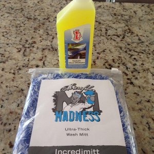 1Z Gloss & Microfiber Madness Incredimitt