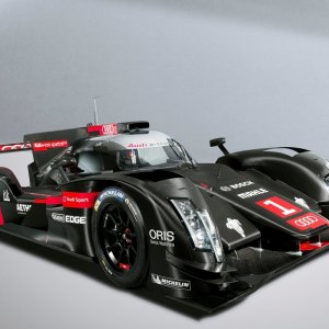 Audi-R18_e-tron_quattro_LMP1_Racecar_2014_1024x768_wallpaper_01