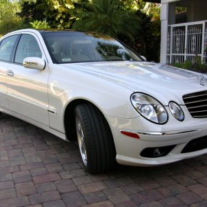 MB E500 Paint Detail