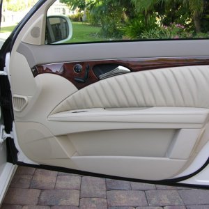 MB E500 Interior Detail