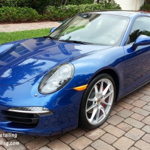 Porsche_911_Carrera_4S_4_