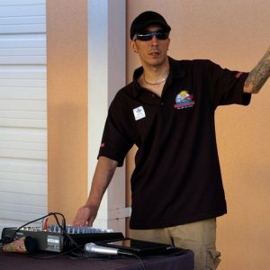 Autogeeks Cars and Coffee with Mike Phillips May 2014